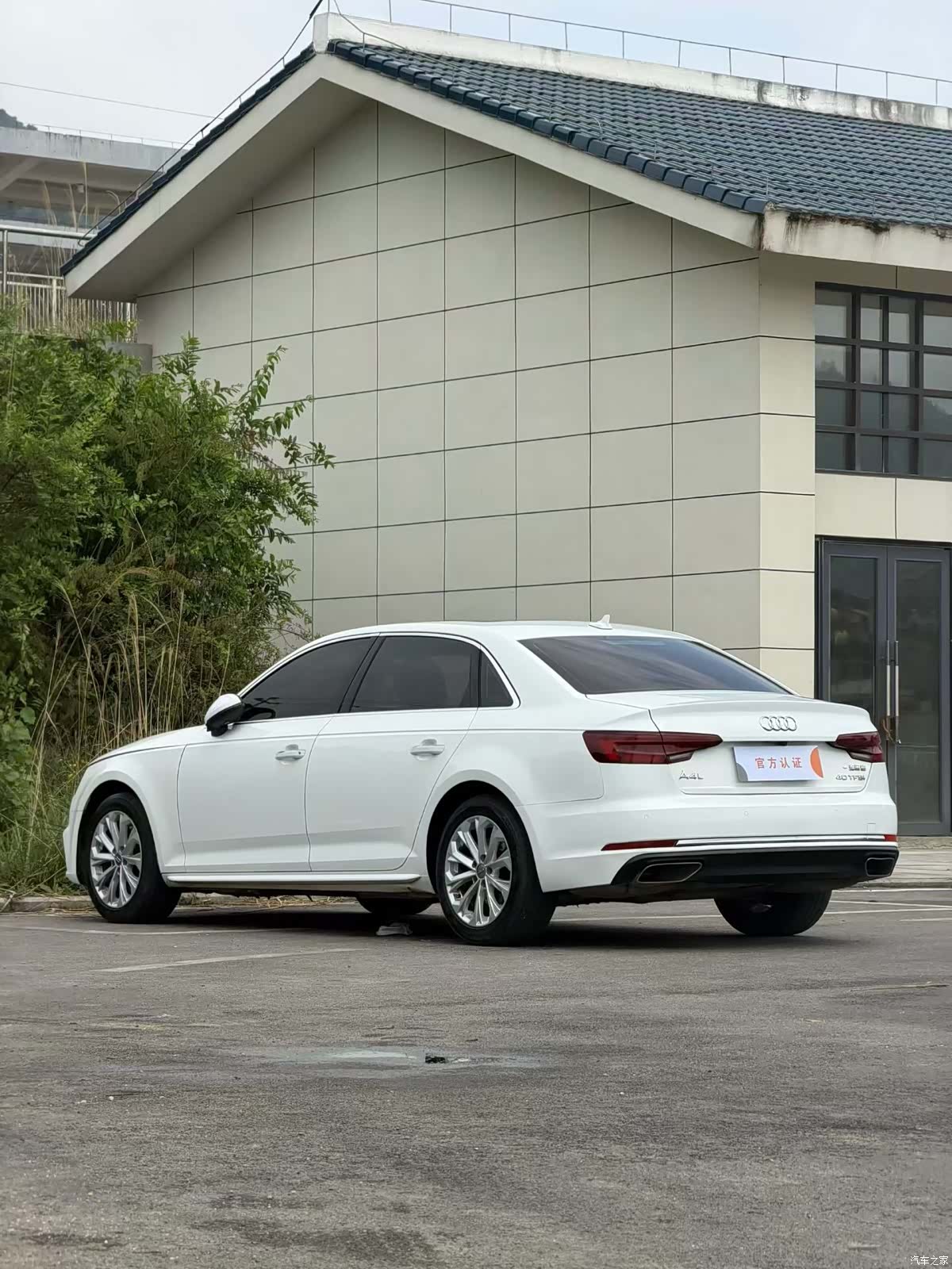 Audi A4L, 2019 7