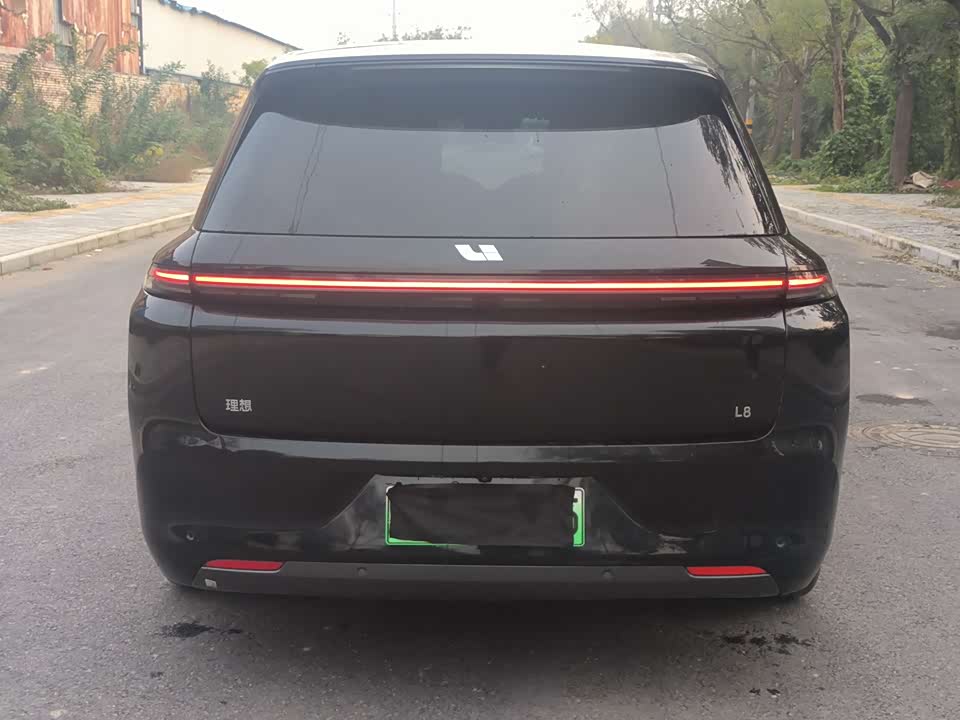 Li Auto Ideal L8