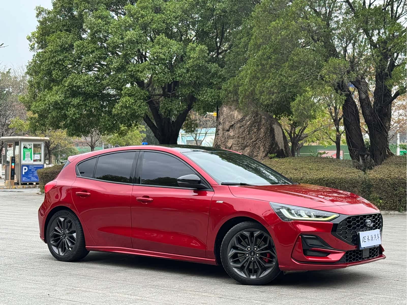 Ford Focus, 2023 3
