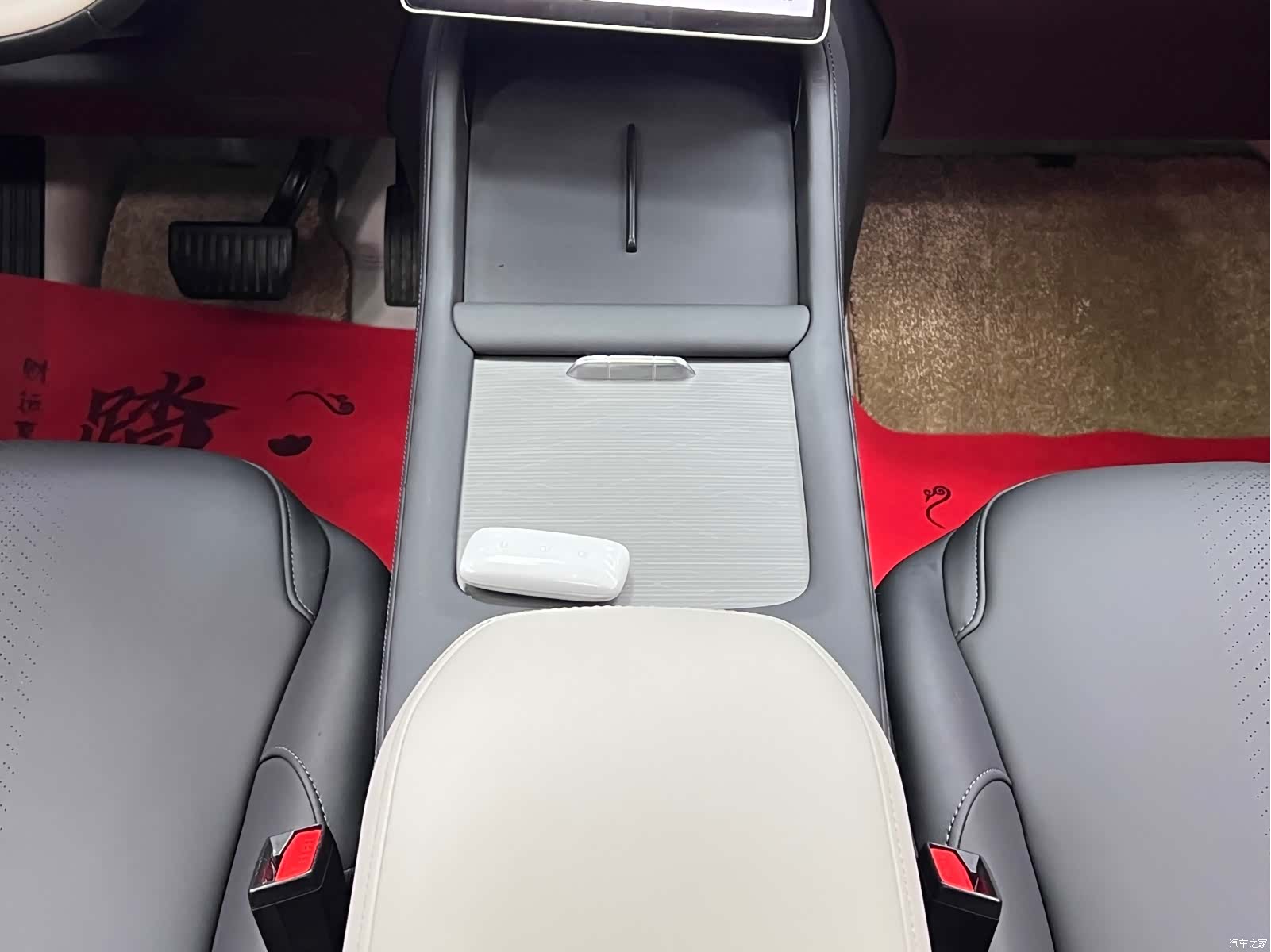 Geely Galaxy L7, 2024 23