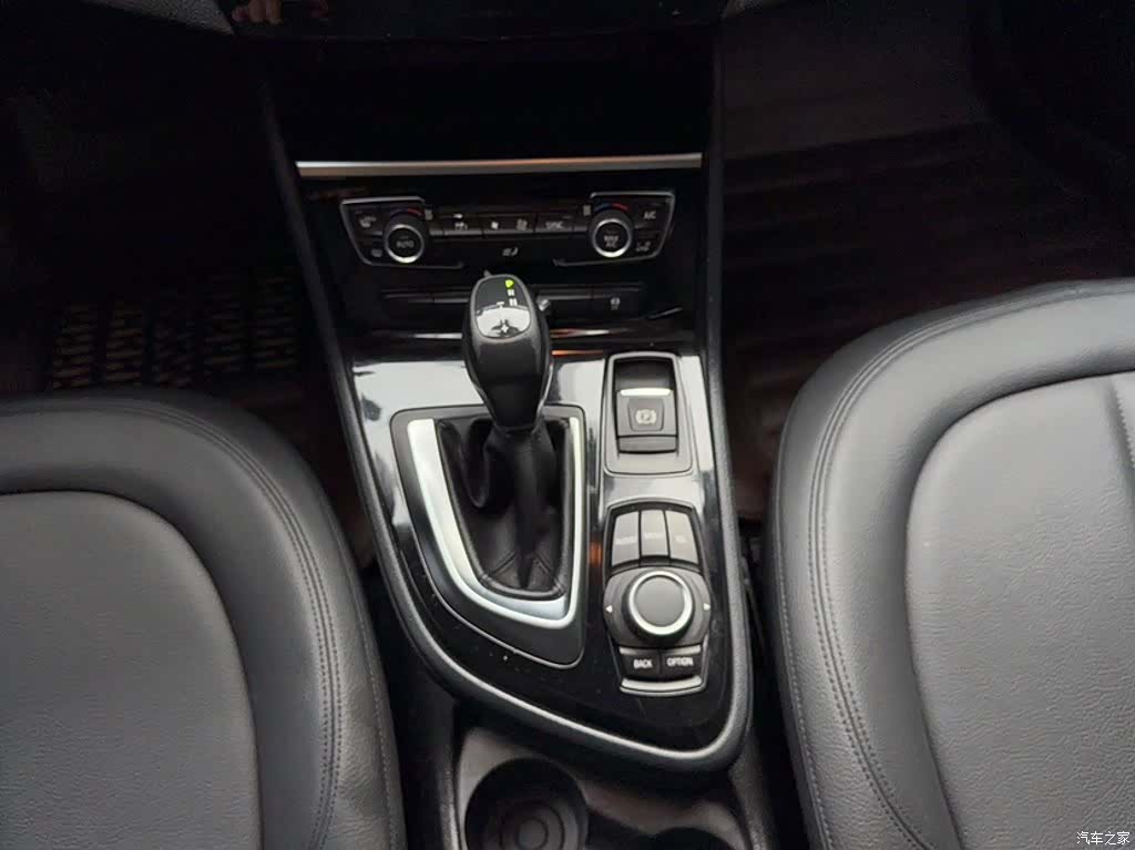 BMW 2 Series, 2015 9