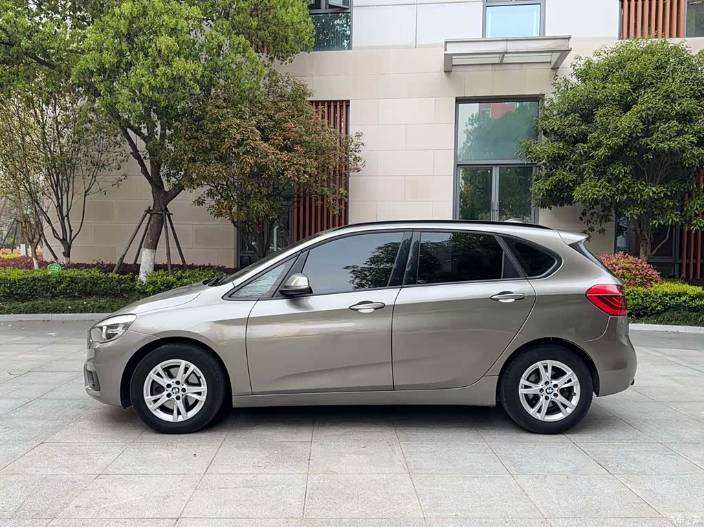 BMW 2 Series, 2015 12