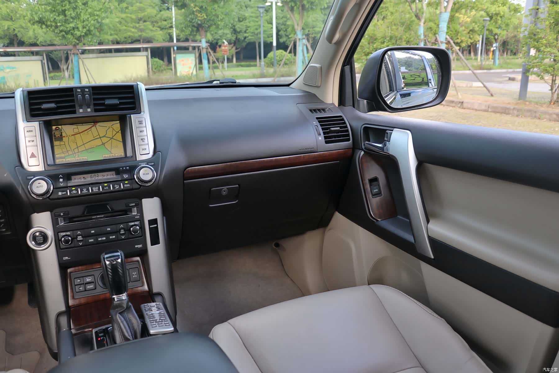 Toyota Prado, 2012 21