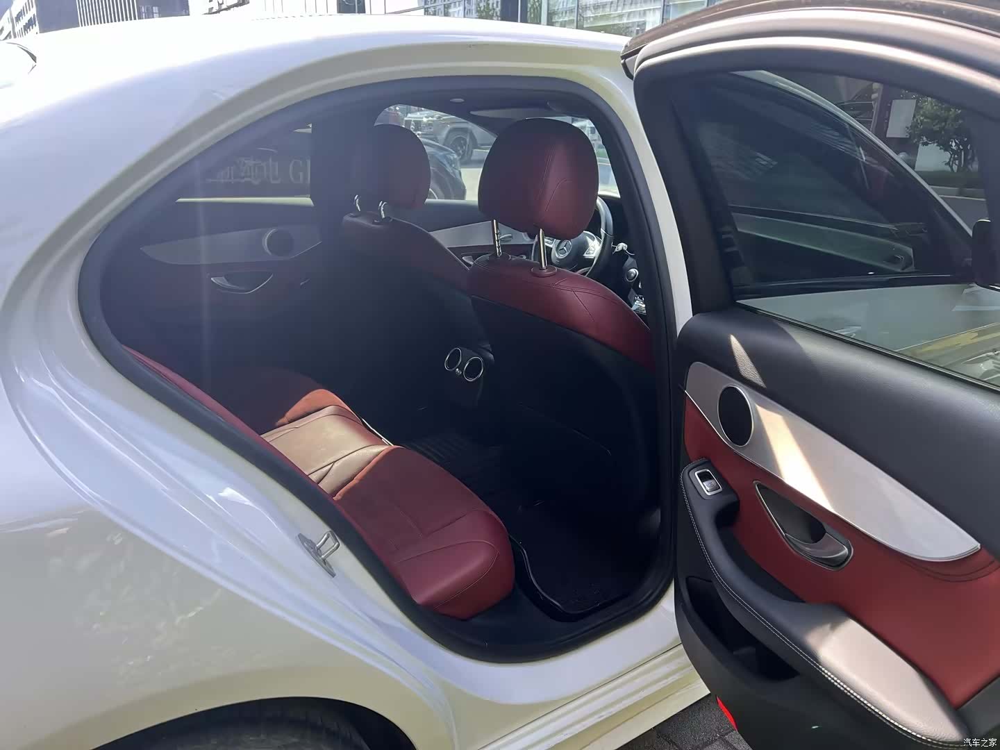 Mercedes-Benz C-Class, 2018 4