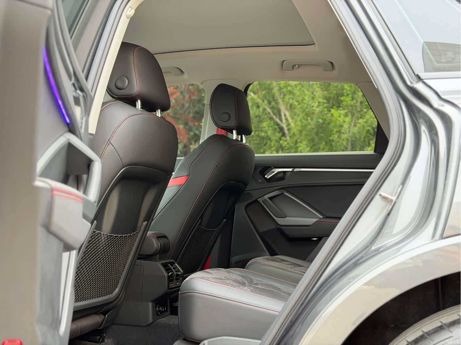 Audi Q3, 2023 все фото