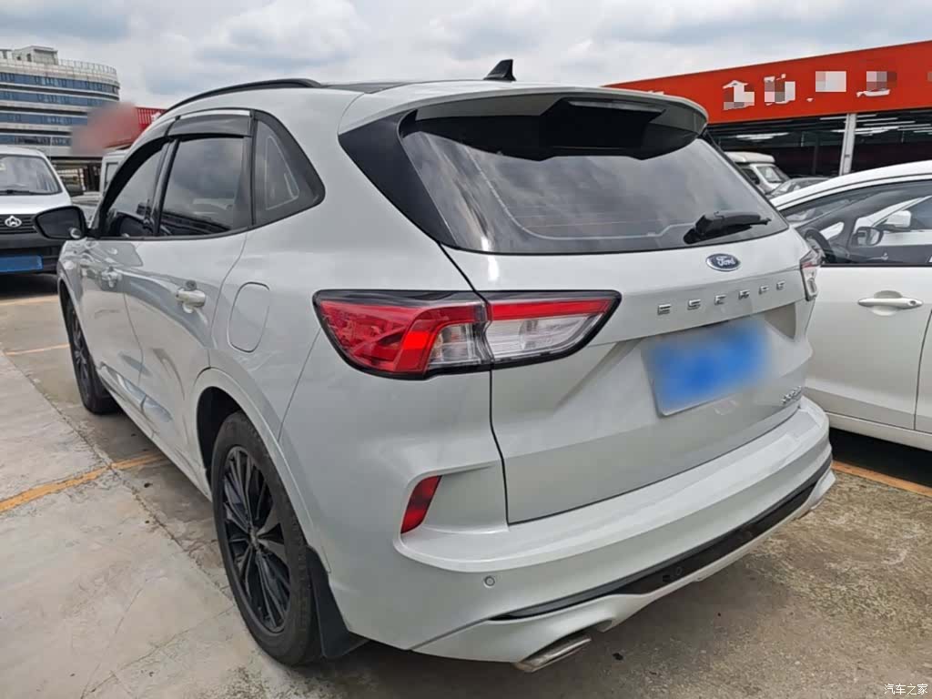 Ford Escape, 2023 все фото