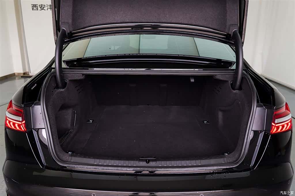 Audi A6L, 2023 9