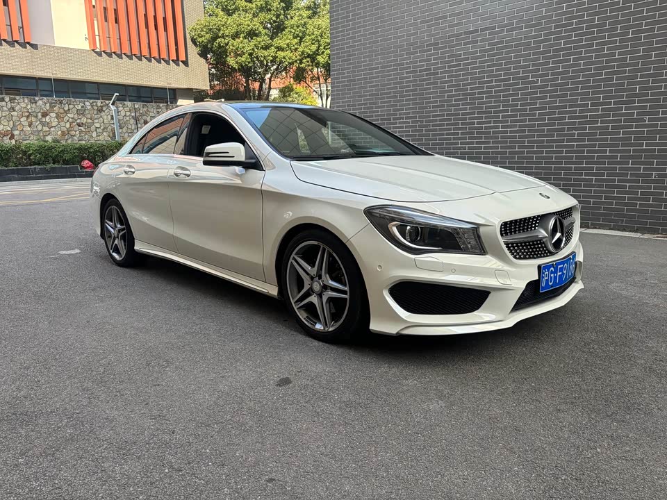 Mercedes-Benz CLA