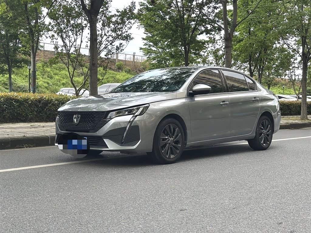Peugeot 408