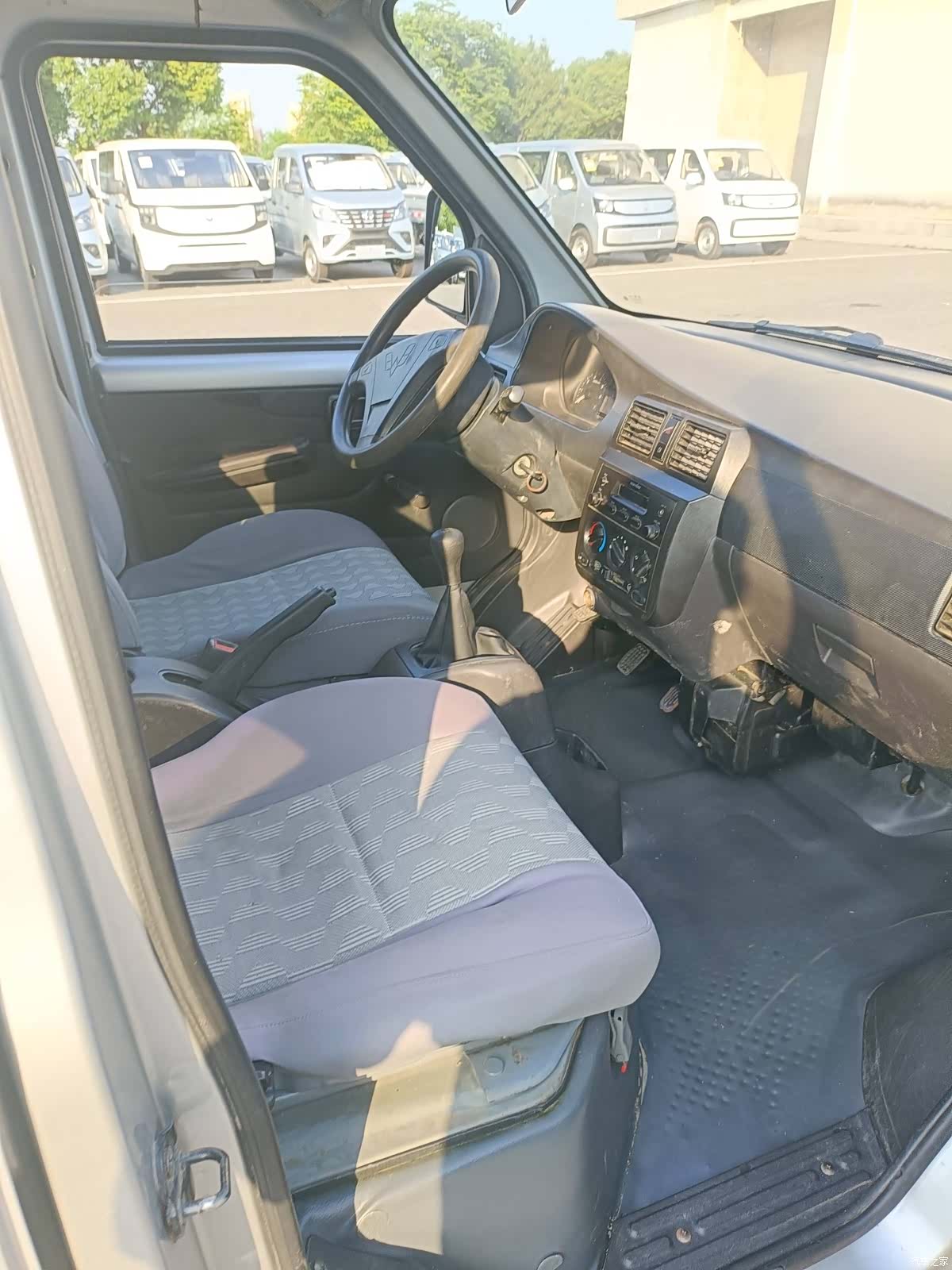 Wuling 1.2LLAQ, 2013 4