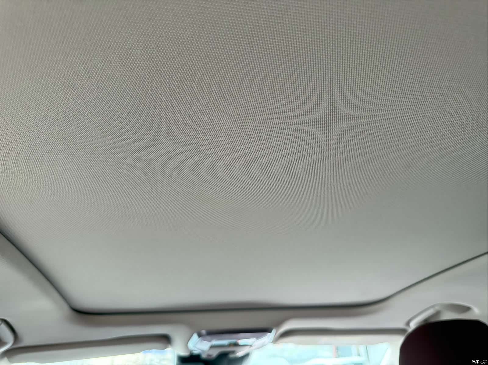 Hongqi H5, 2024 13