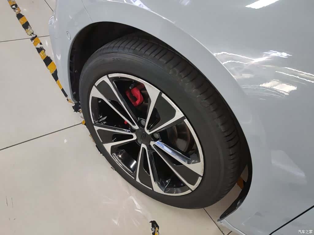 Geely Preface, 2021 23