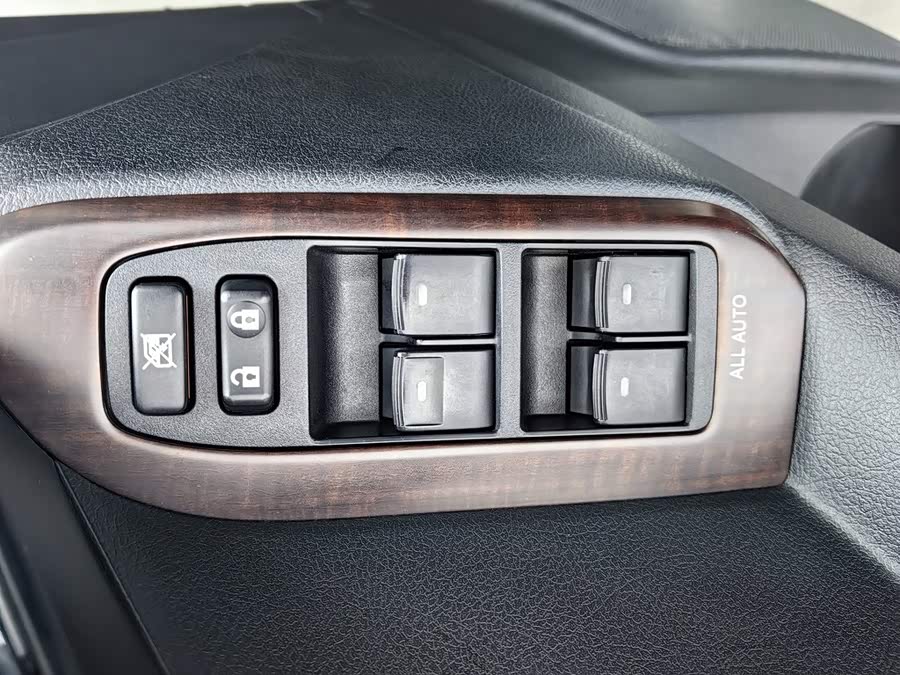 Toyota Prado 2017, фото 9