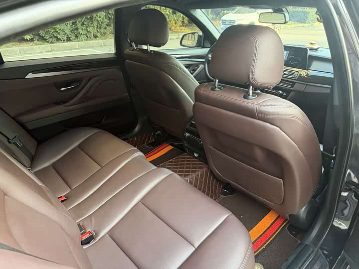 BMW 5 Series 2014 528Li Leading