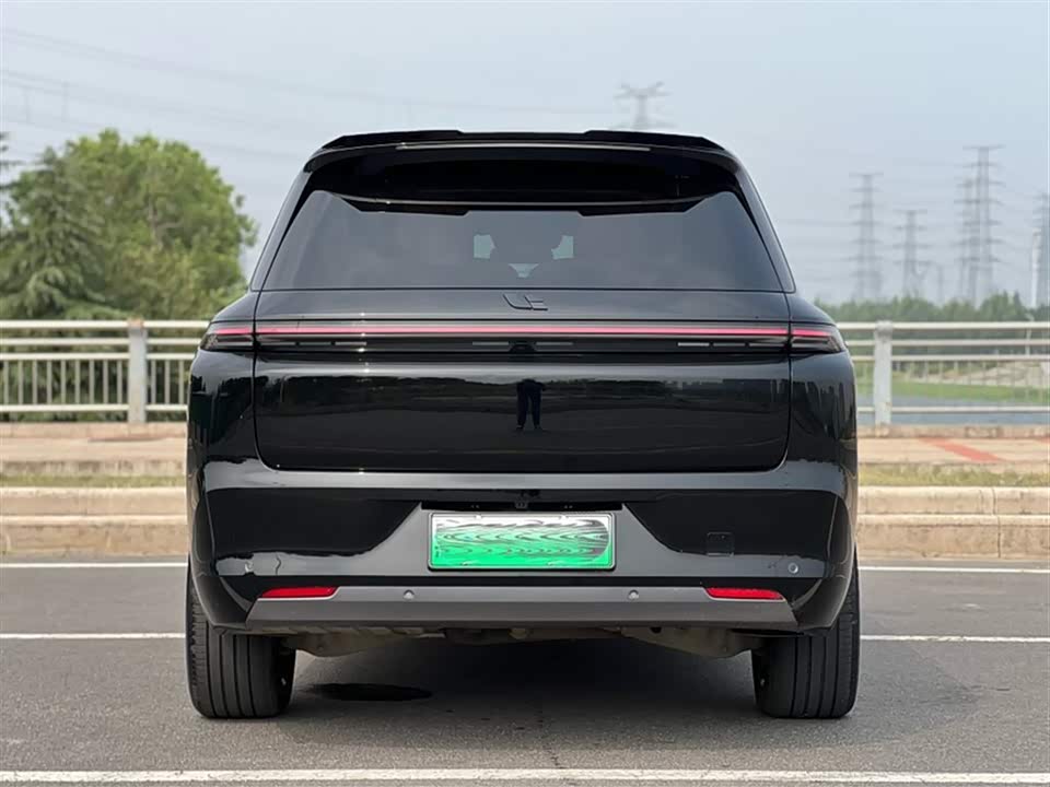 Li Auto Ideal L8