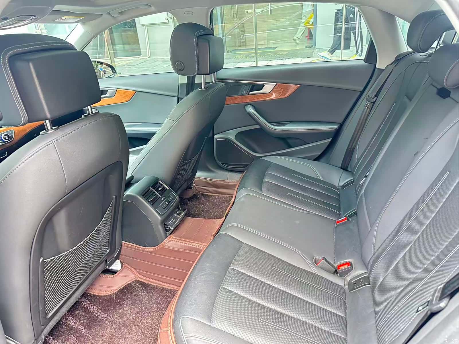 Audi A4L, 2020 8