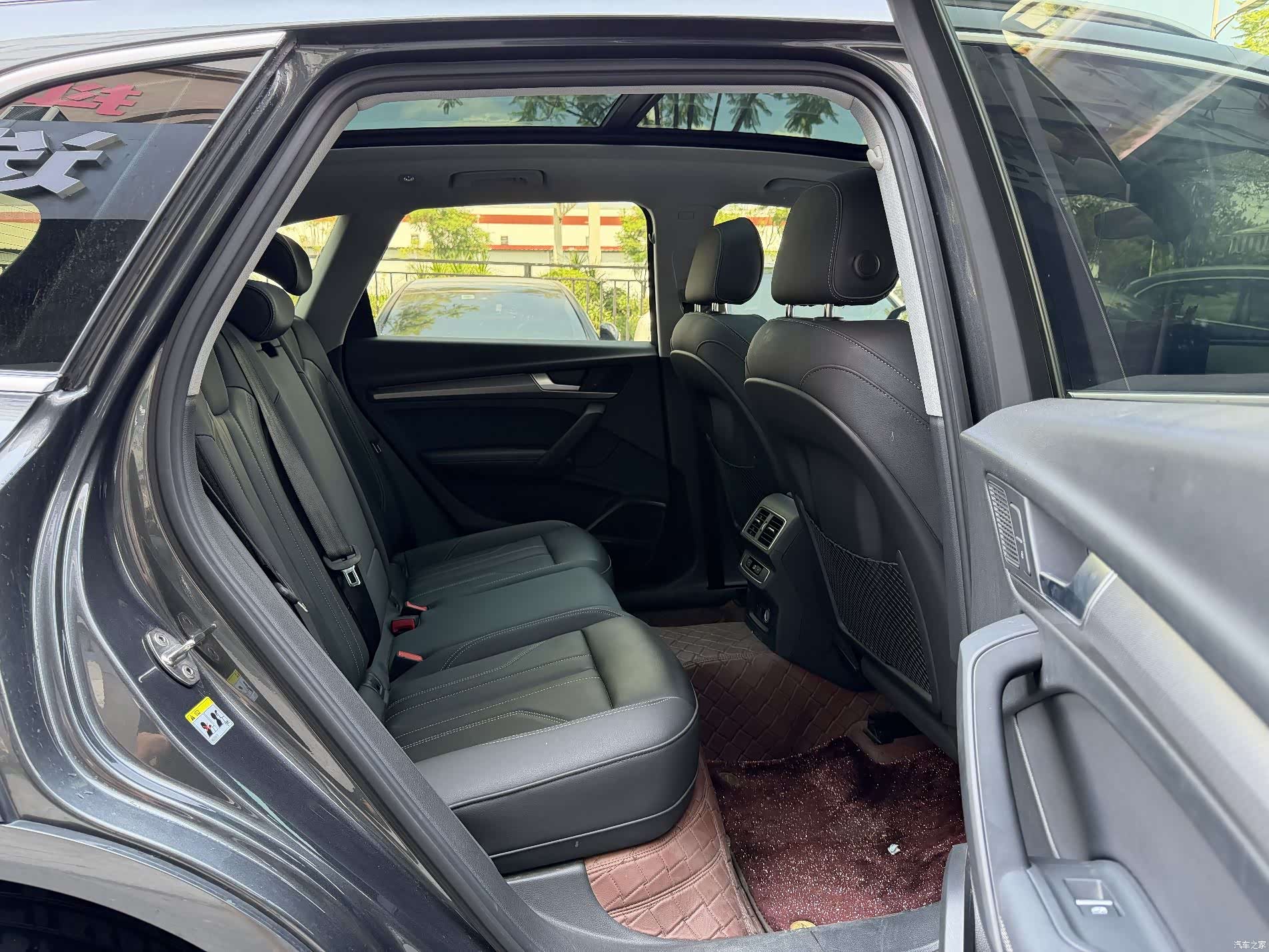 Audi Q5L, 2022 10