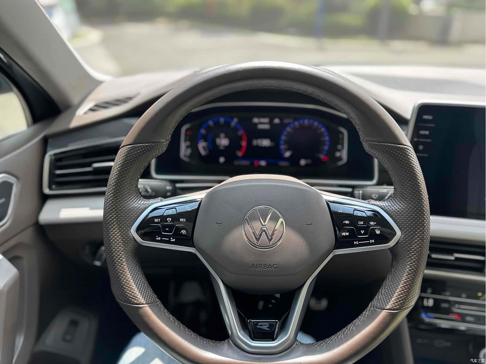 Volkswagen Tiguan L, 2021 15