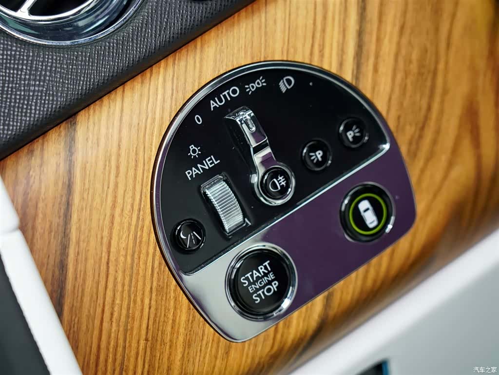 Rolls-Royce Cullinan, 2019 11
