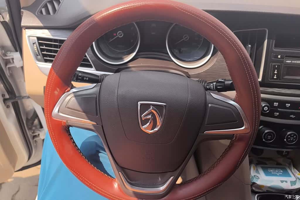 Wuling 730, 2016 15