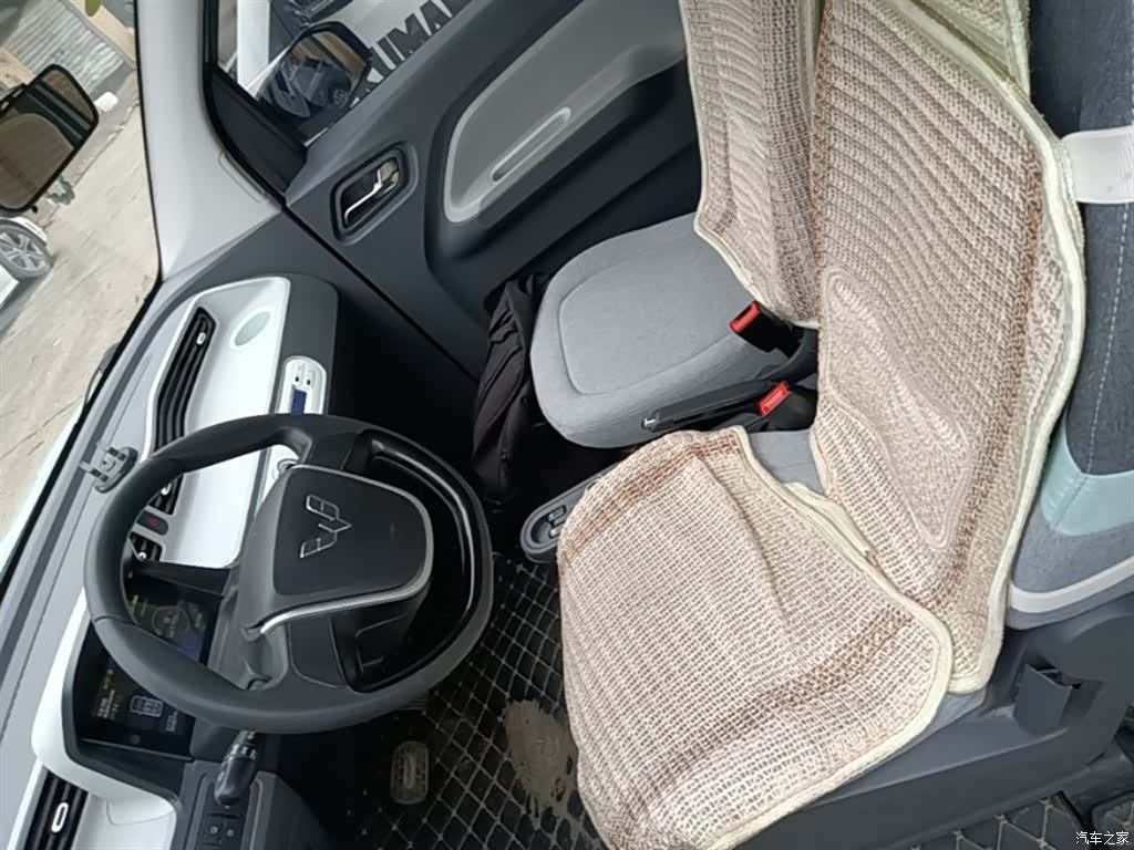 Wuling MINIEV, 2022 15