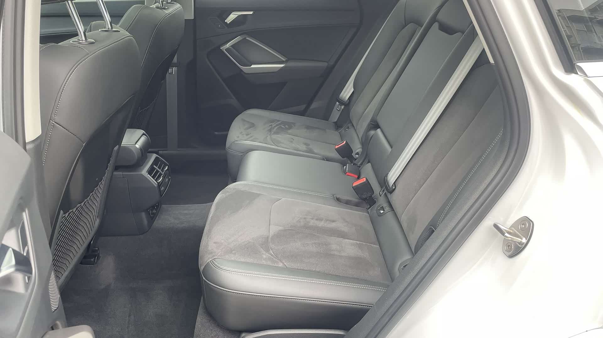 Audi Q3, 2023 11
