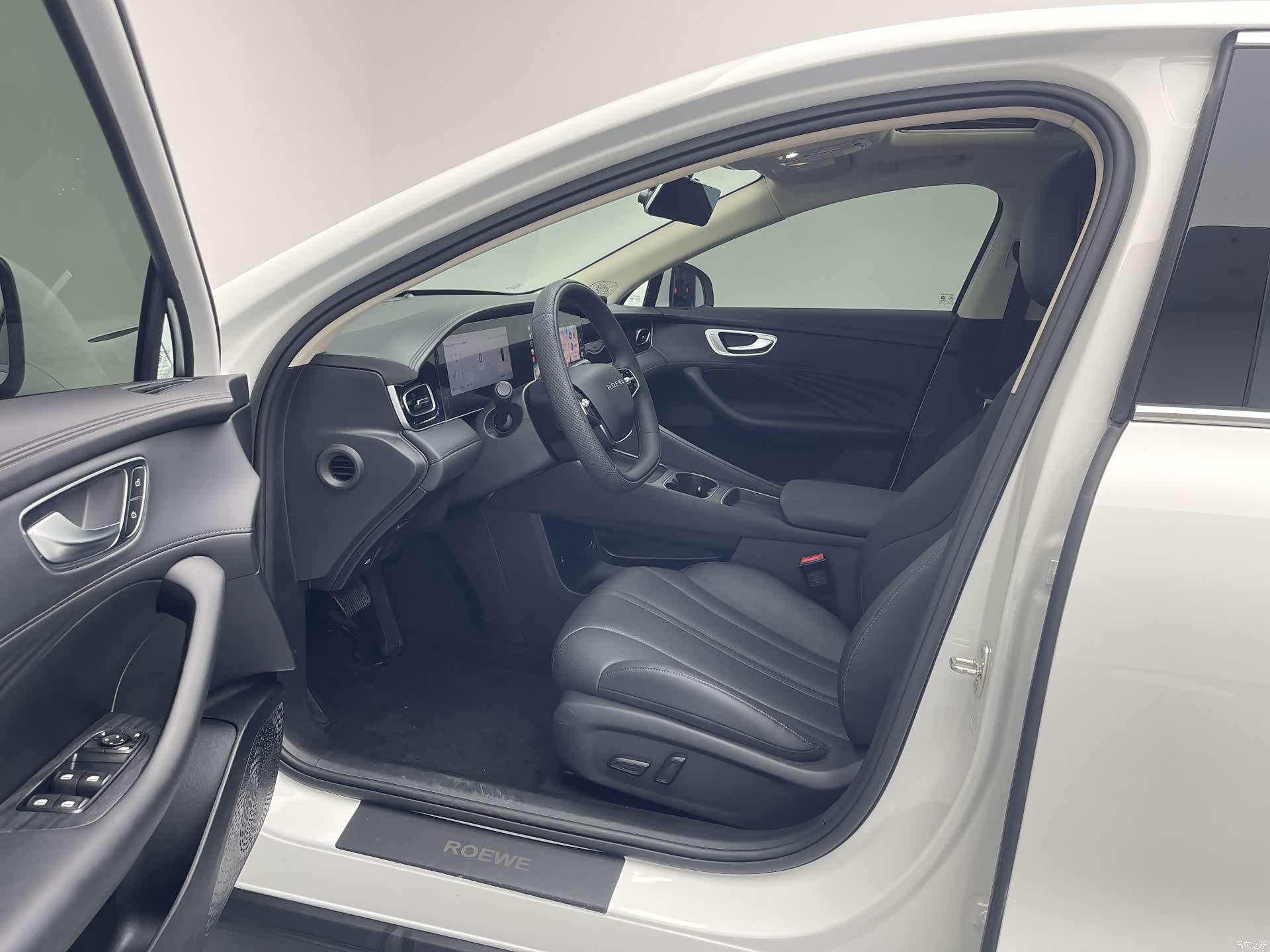 Roewe D7, 2025 8