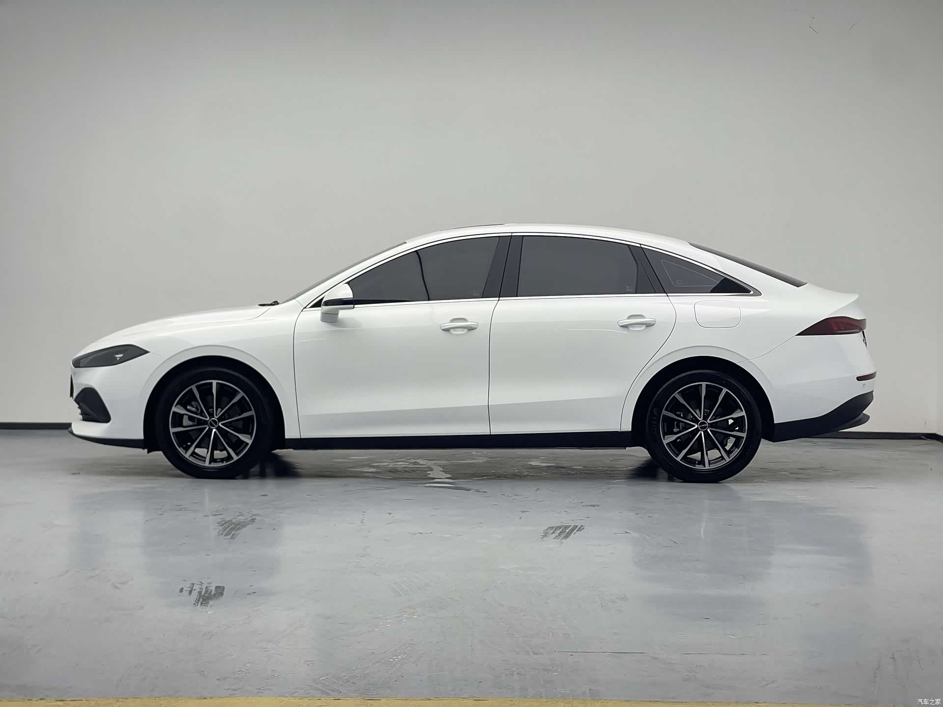 Roewe D7, 2025 18