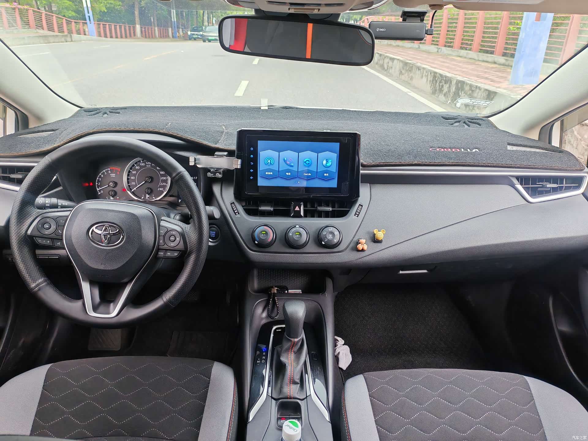 Toyota Corolla, 2021 все фото