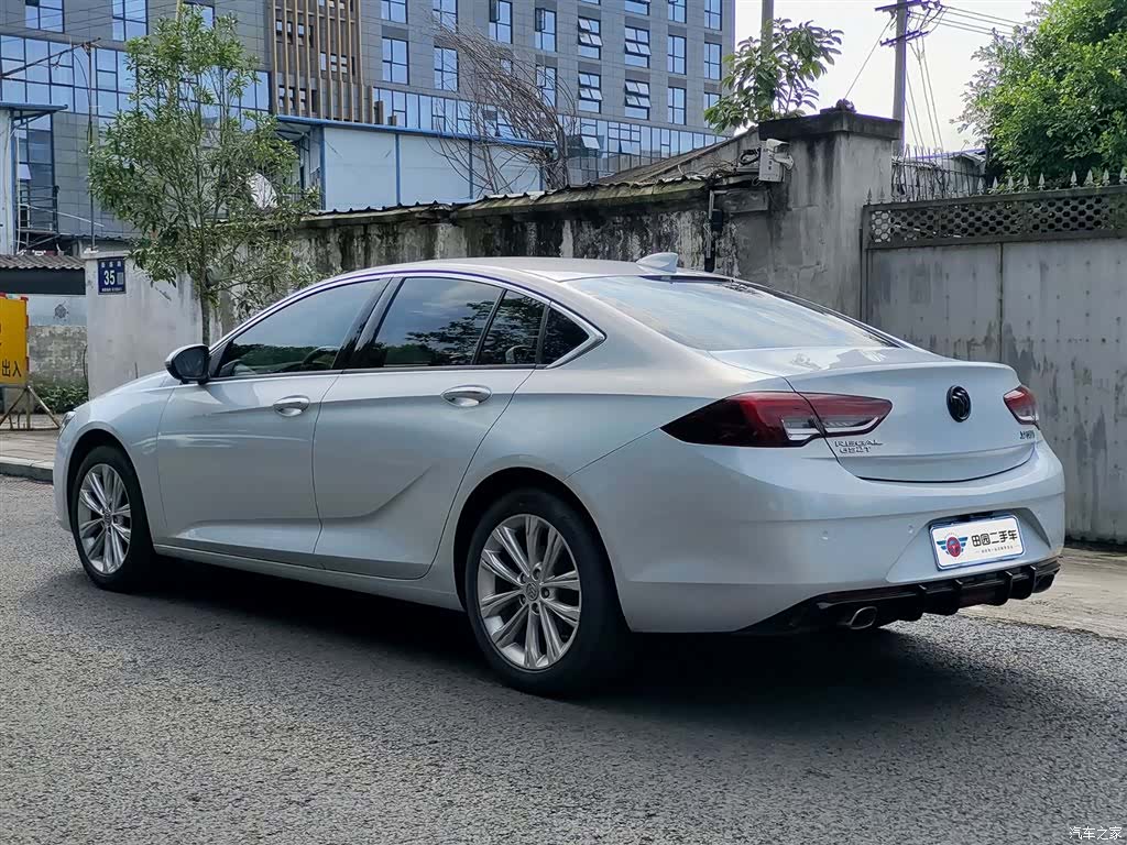 Buick Regal, 2022 4