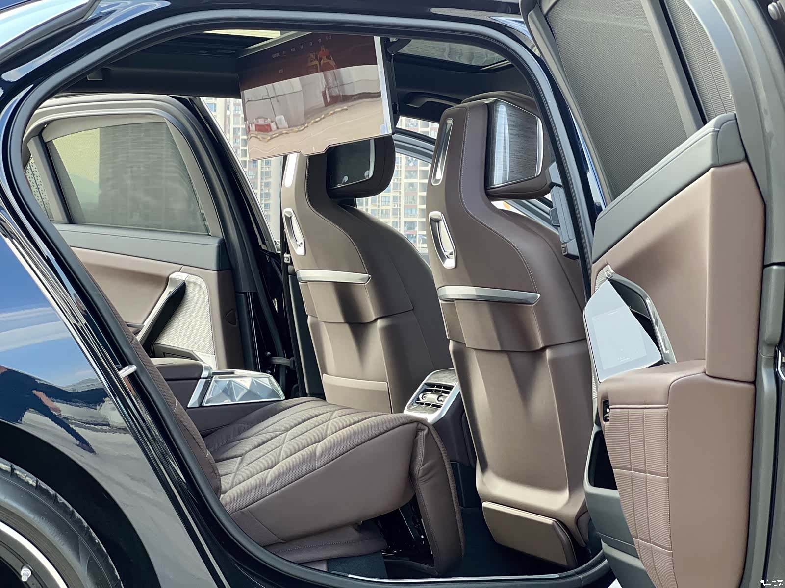 BMW 7 Series, 2024 7