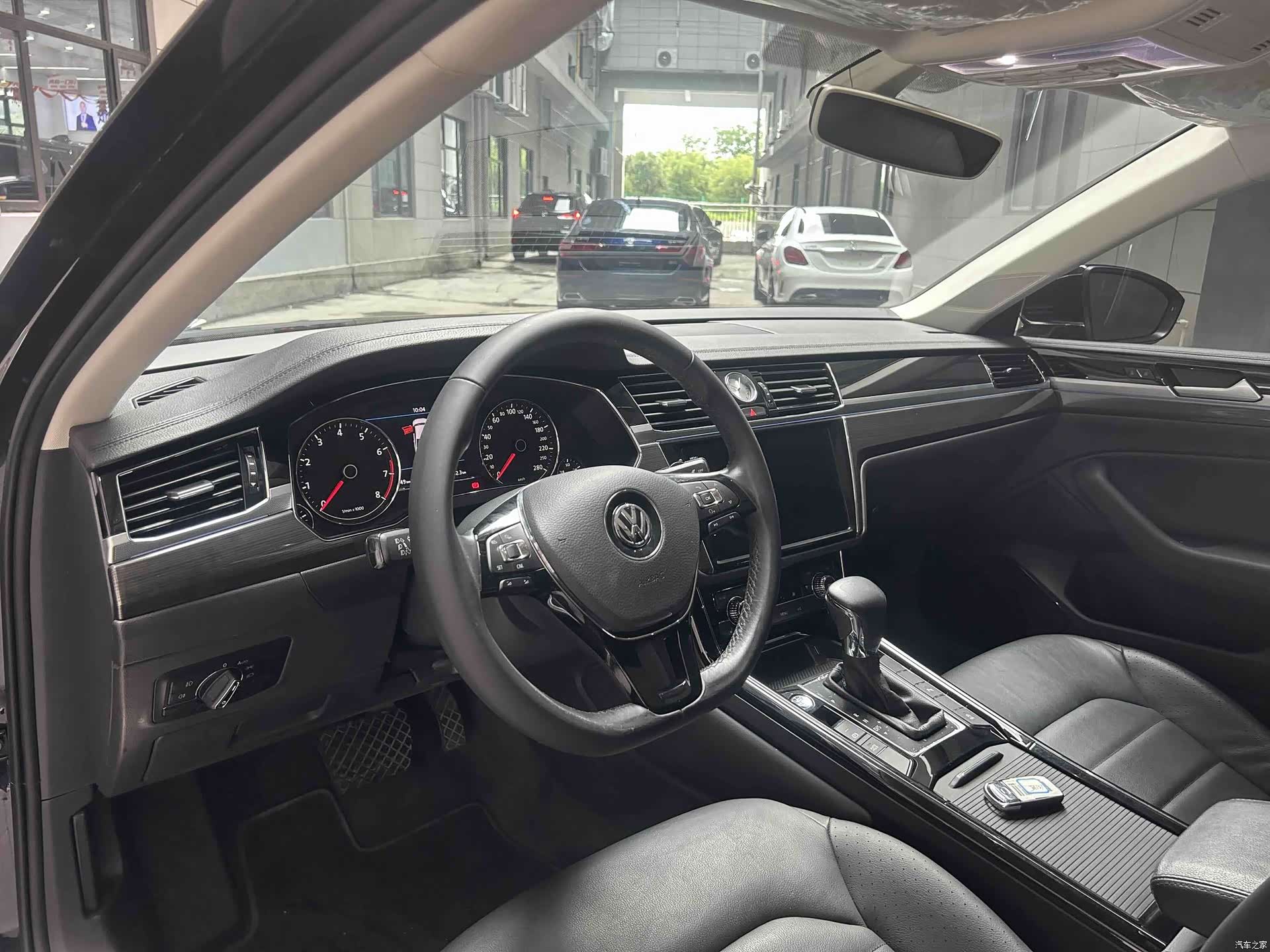 Volkswagen Phideon, 2020 9