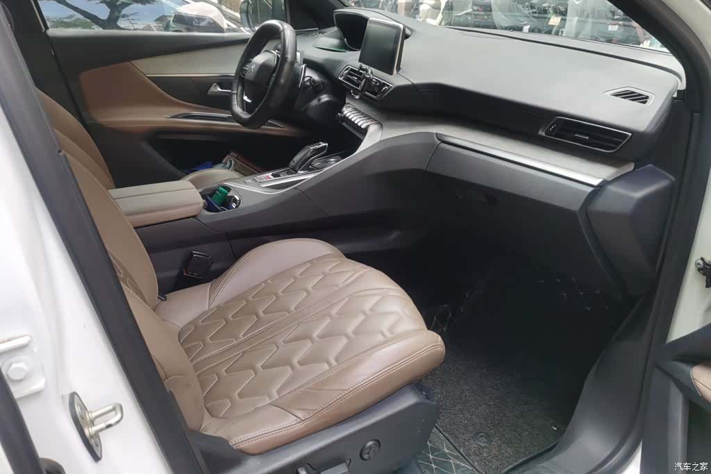 Peugeot 5008, 2018 8