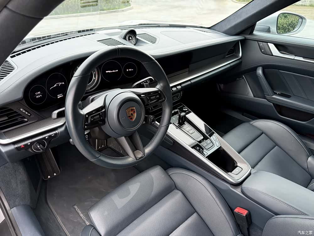Porsche 911, 2022 3