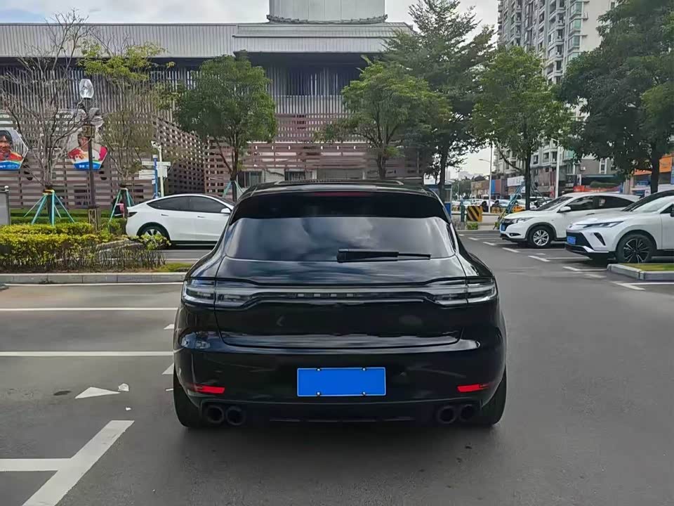 Porsche Macan
