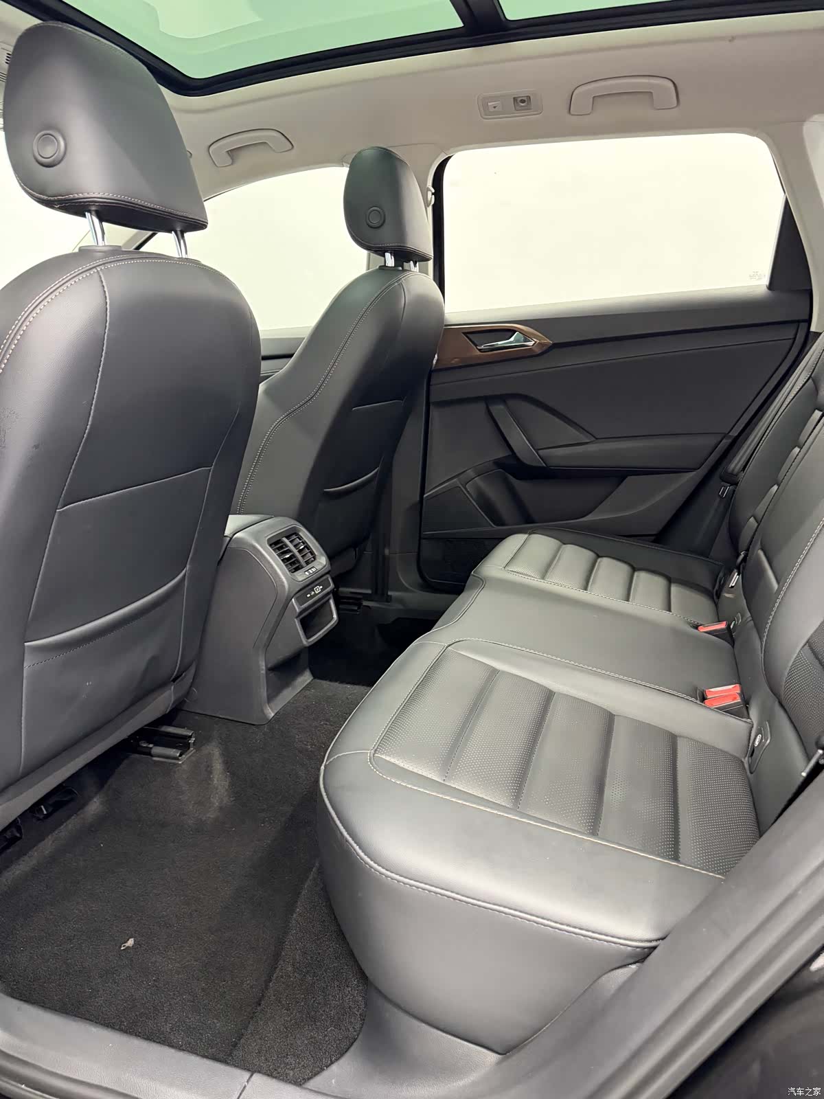 Volkswagen Tharu, 2022 11