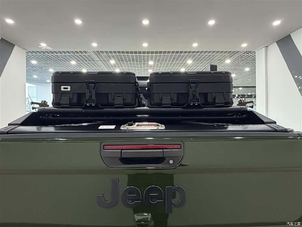 Jeep Gladiator, 2023 18