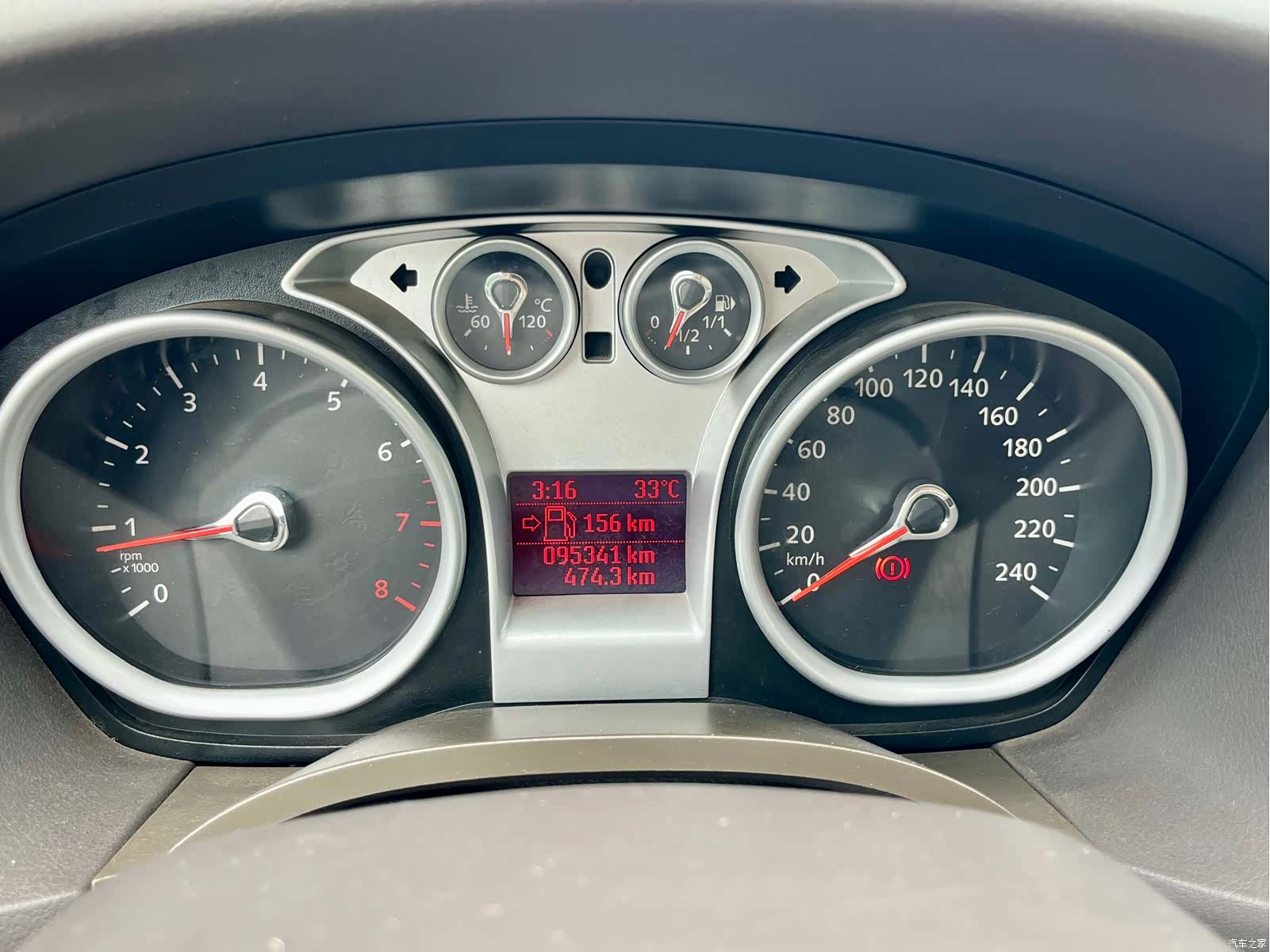 Ford Focus, 2014 26