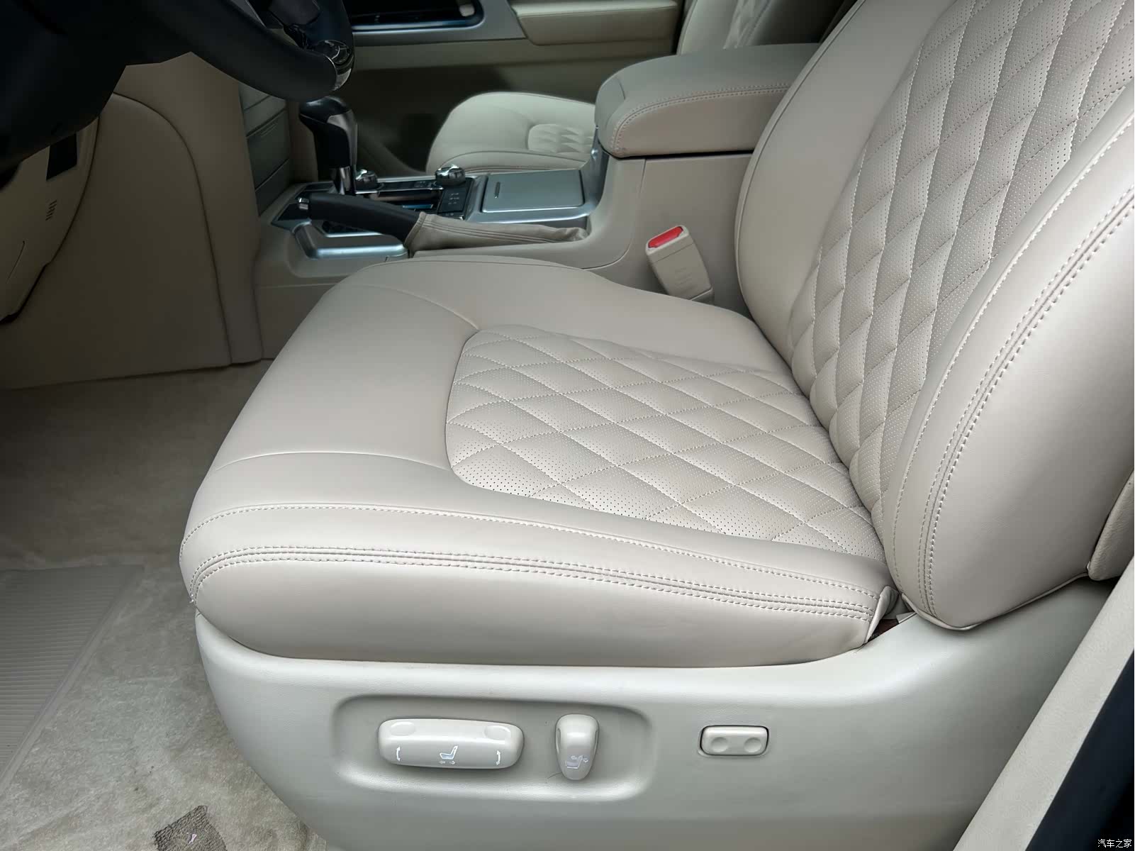 Toyota Land Cruiser, 2020 все фото