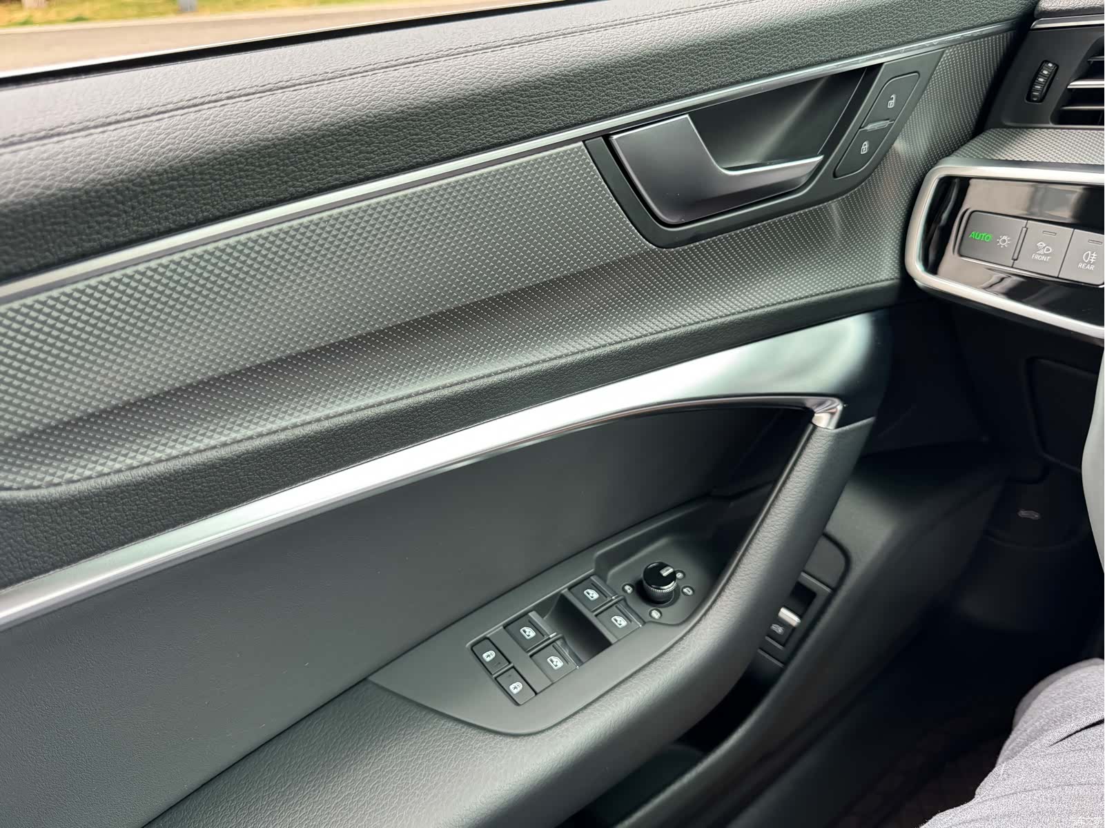 Audi A6L, 2022 44
