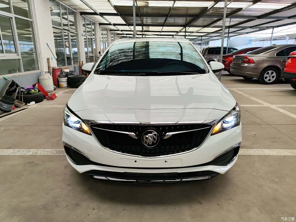 Buick Verano, 2019 3