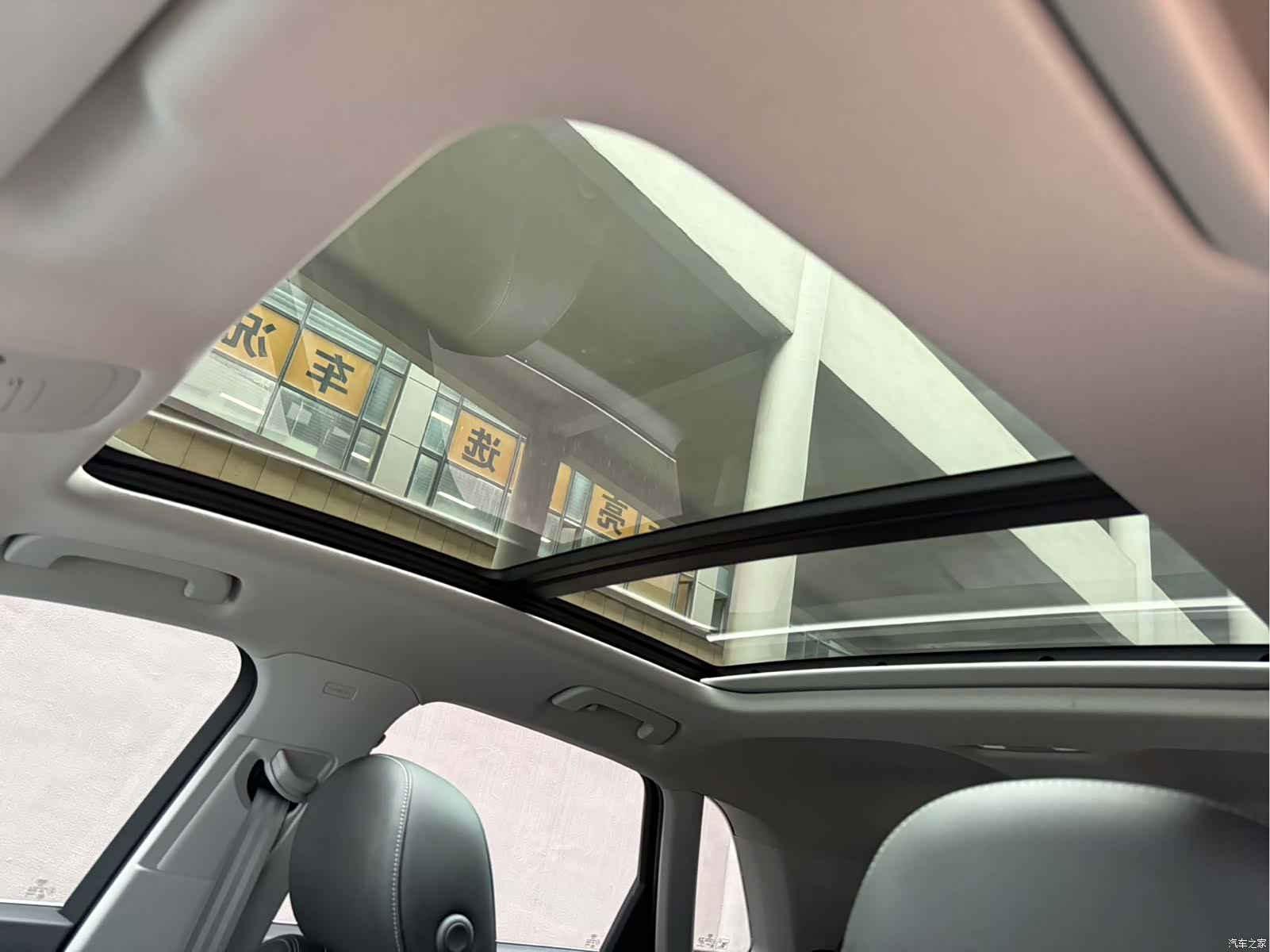 Audi Q3, 2022 18