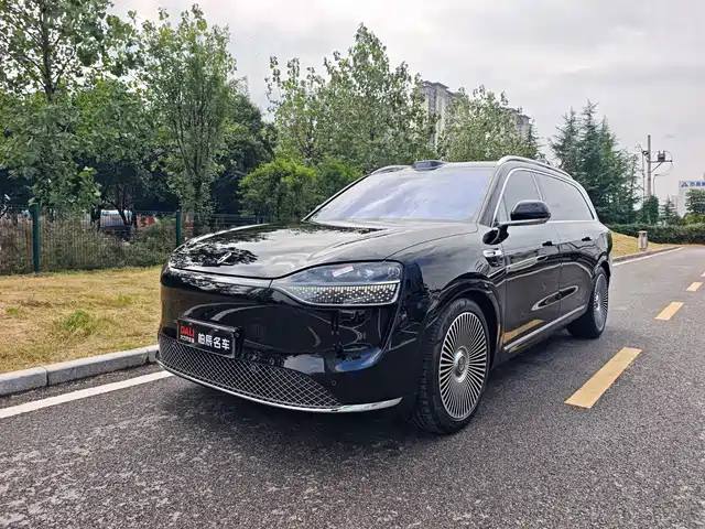 AITO M9 2025 — купить из Китая под заказ