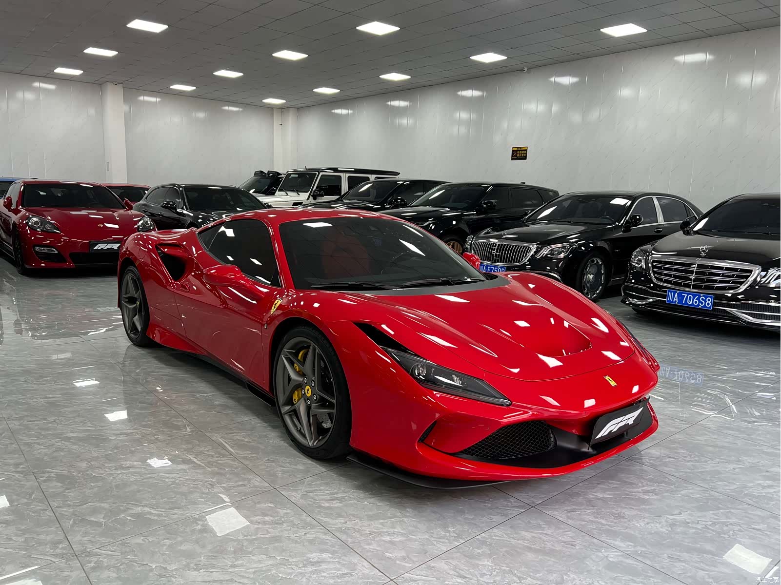 Ferrari F8, 2023 18