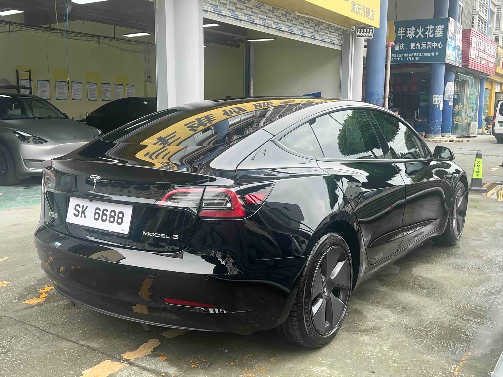 Tesla Model 3, 2023 7