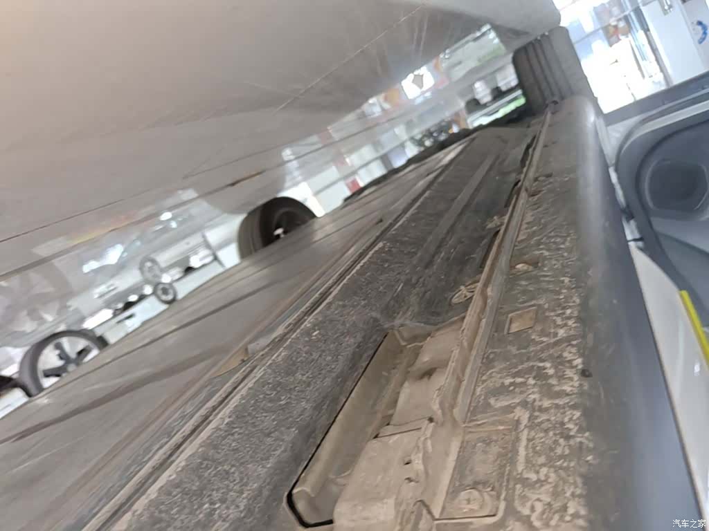 DongFeng E70, 2023 21