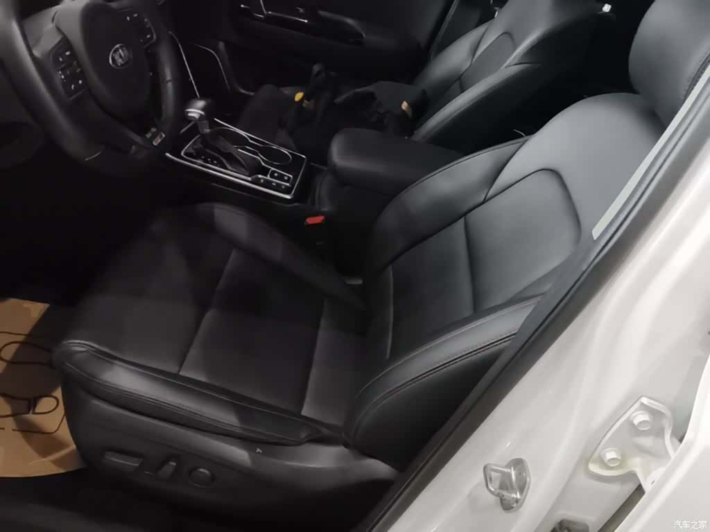 Kia KX5, 2021 15