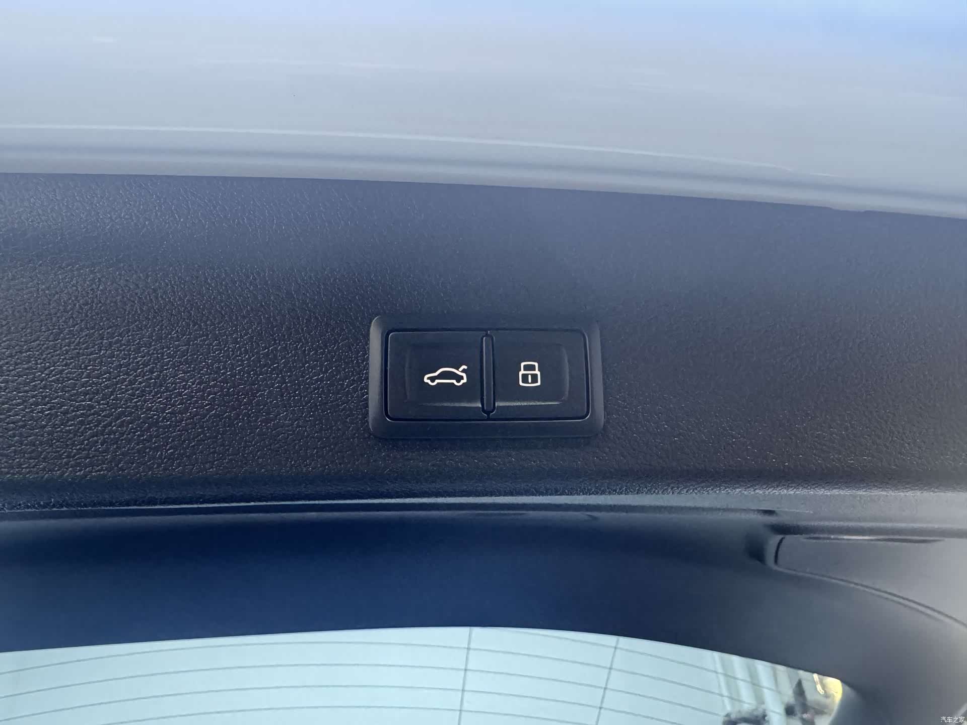 Audi Q3, 2023 16