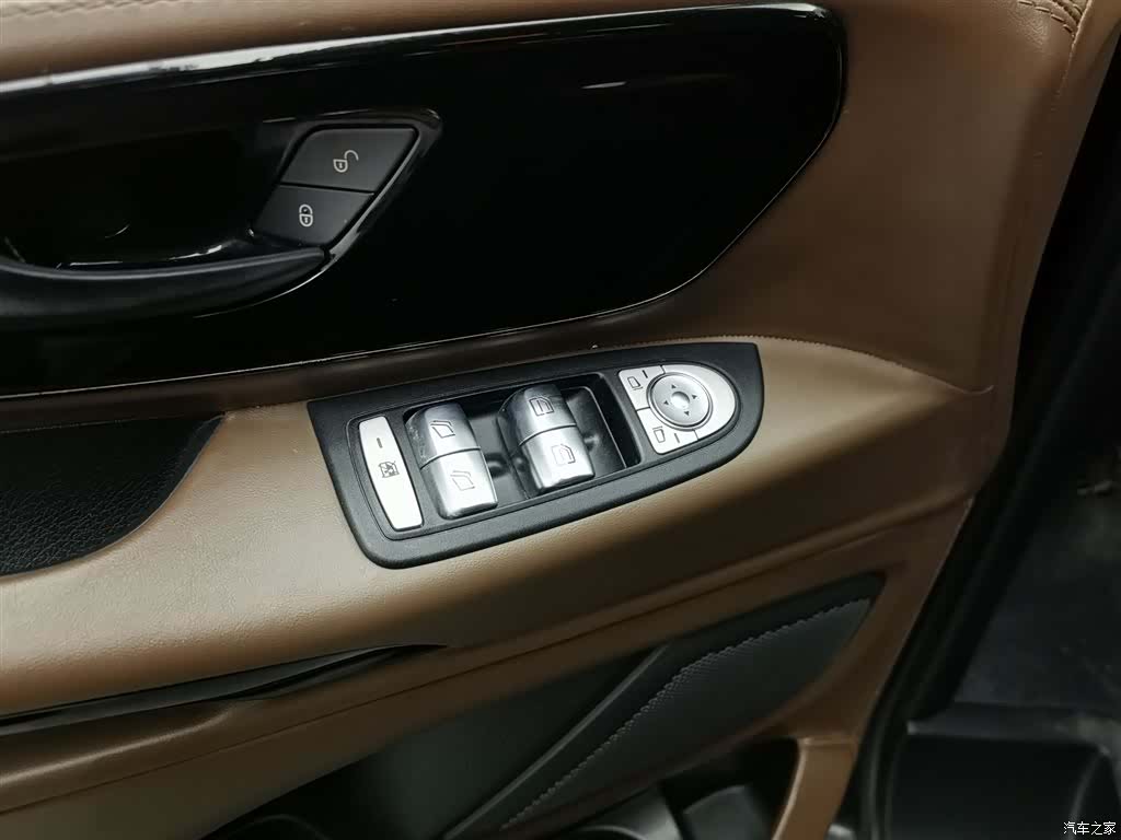 Mercedes-Benz 7, 2019 9