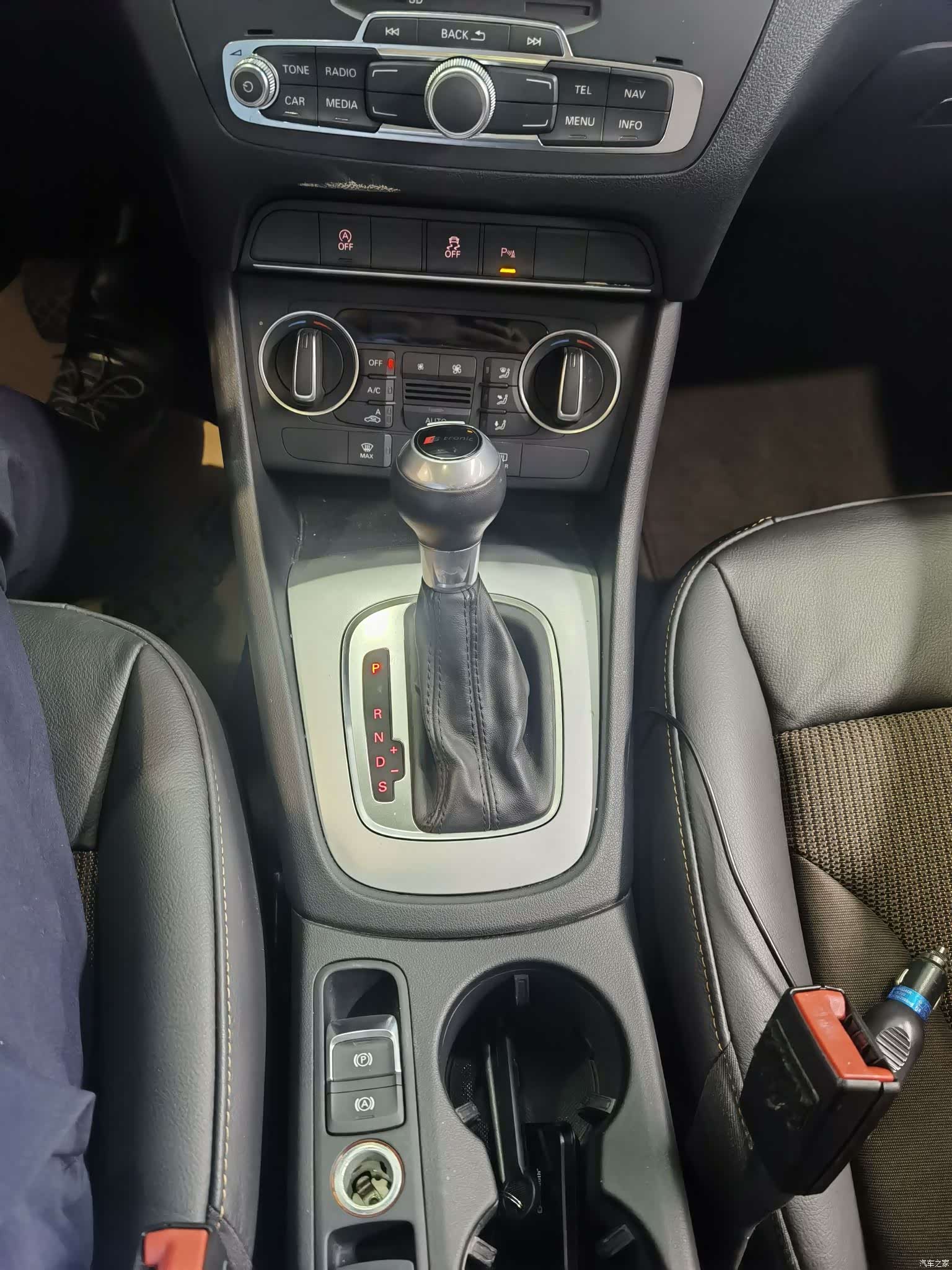 Audi Q3, 2018 9